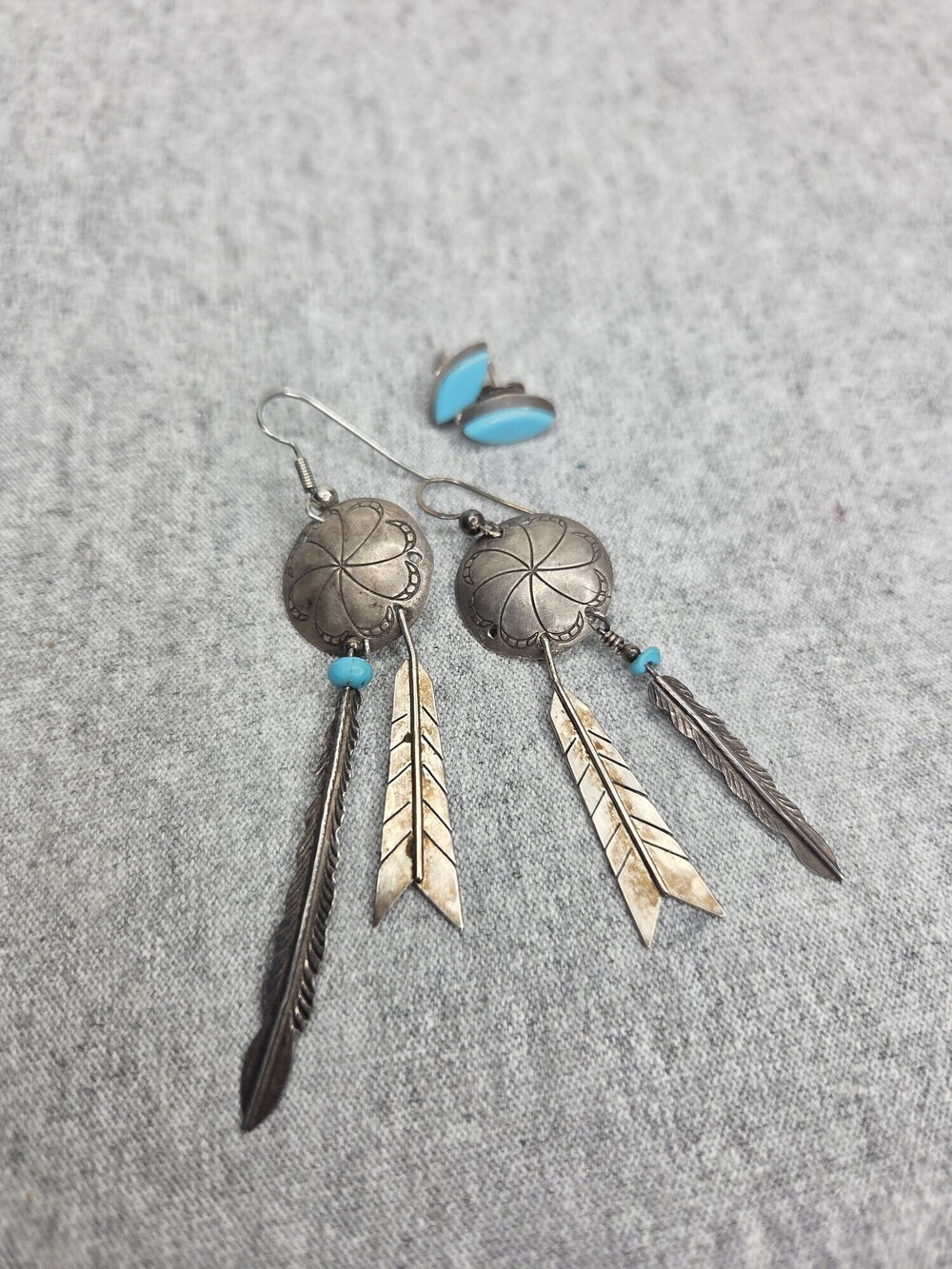 Lot of 2 Vintage Sterling Silver Concho Feather Dangle Earrings Turquoise Studs